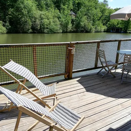 אתר קמפינג Ma En Aveyron Conques-en-Rouergue