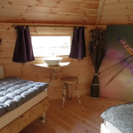 אתר קמפינג Ma En Aveyron *