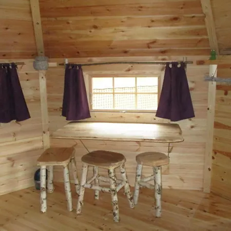 Ma En Aveyron אתר קמפינג *